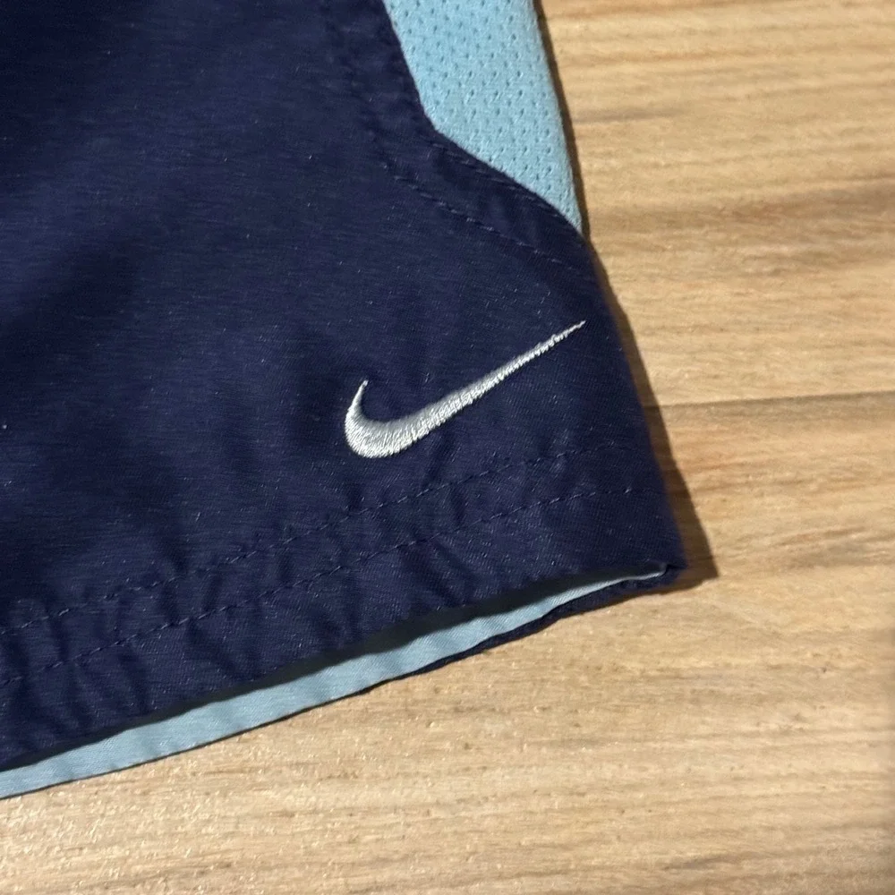 Vintage Nike Swim Trunks Mens Small Navy Light Blue Blocked Volley Shorts Y2K
